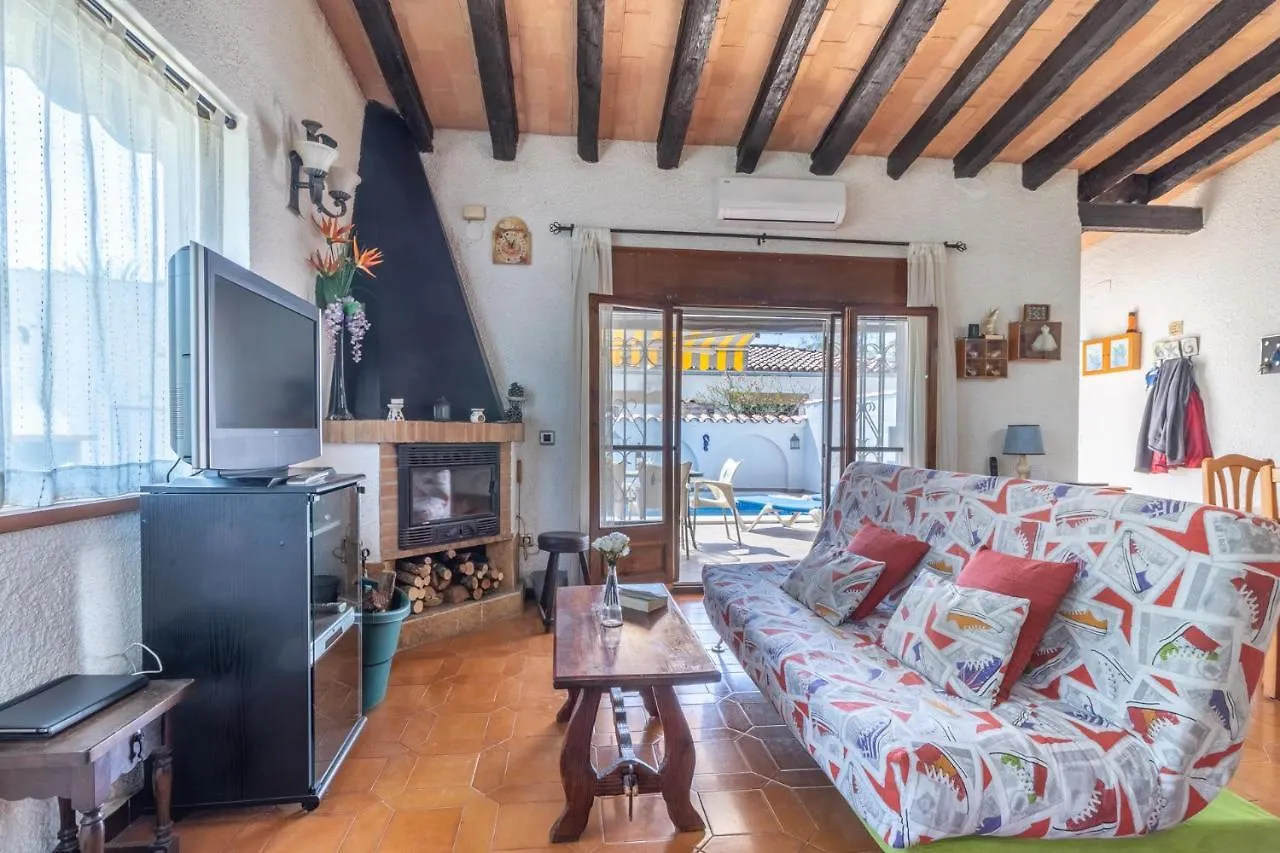 Goldhome - Requesens - Piscina Privada, Cerca Playa Empuriabrava Holiday home