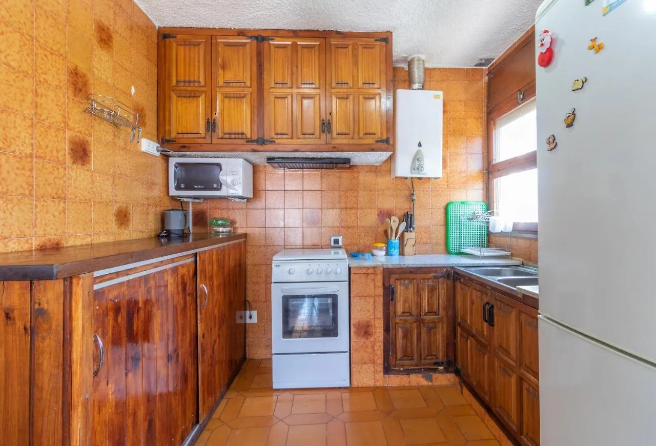 Holiday home Goldhome - Requesens - Piscina Privada, Cerca Playa Empuriabrava