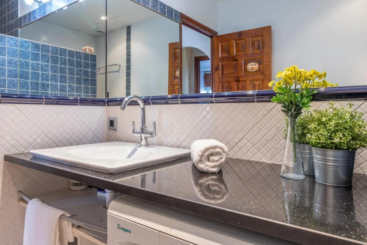 Holiday home Goldhome - Requesens - Piscina Privada, Cerca Playa Empuriabrava
